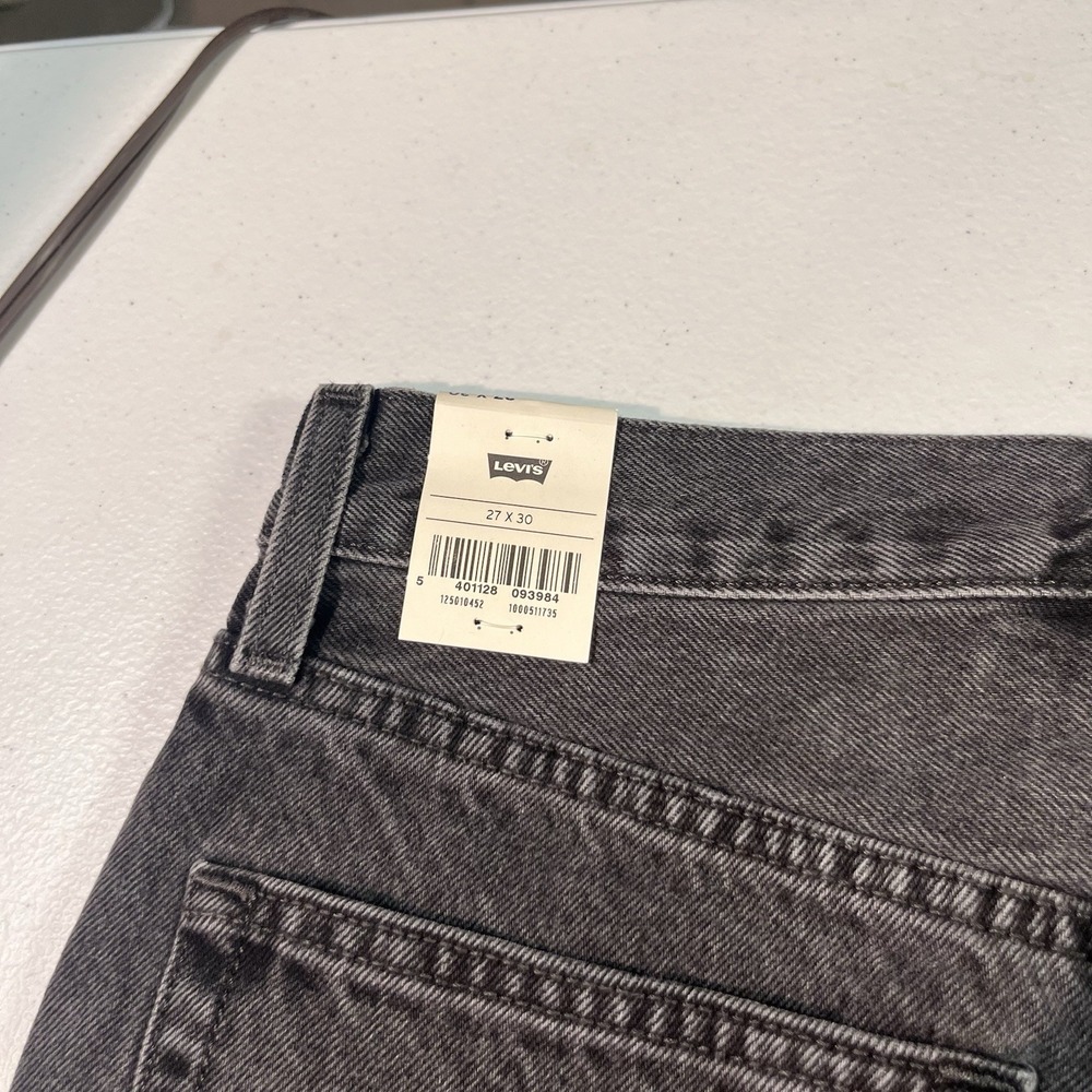 Levi's 501 Original Women's  27x30 Premium Denim Black‎ Charcoal NWT $108 Retail - Picture 7 of 10